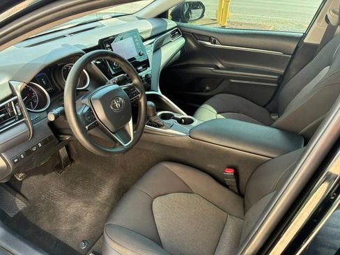 Used 2021 Toyota Camry LE FWD image 14