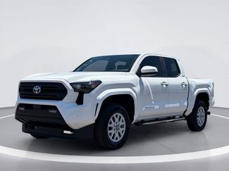 Used 2025 Toyota Tacoma SR5 AWD/4WD video 2