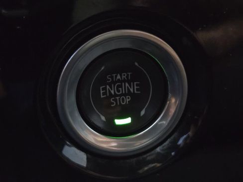 Used 2023 GMC Sierra 1500 Elevation image 27