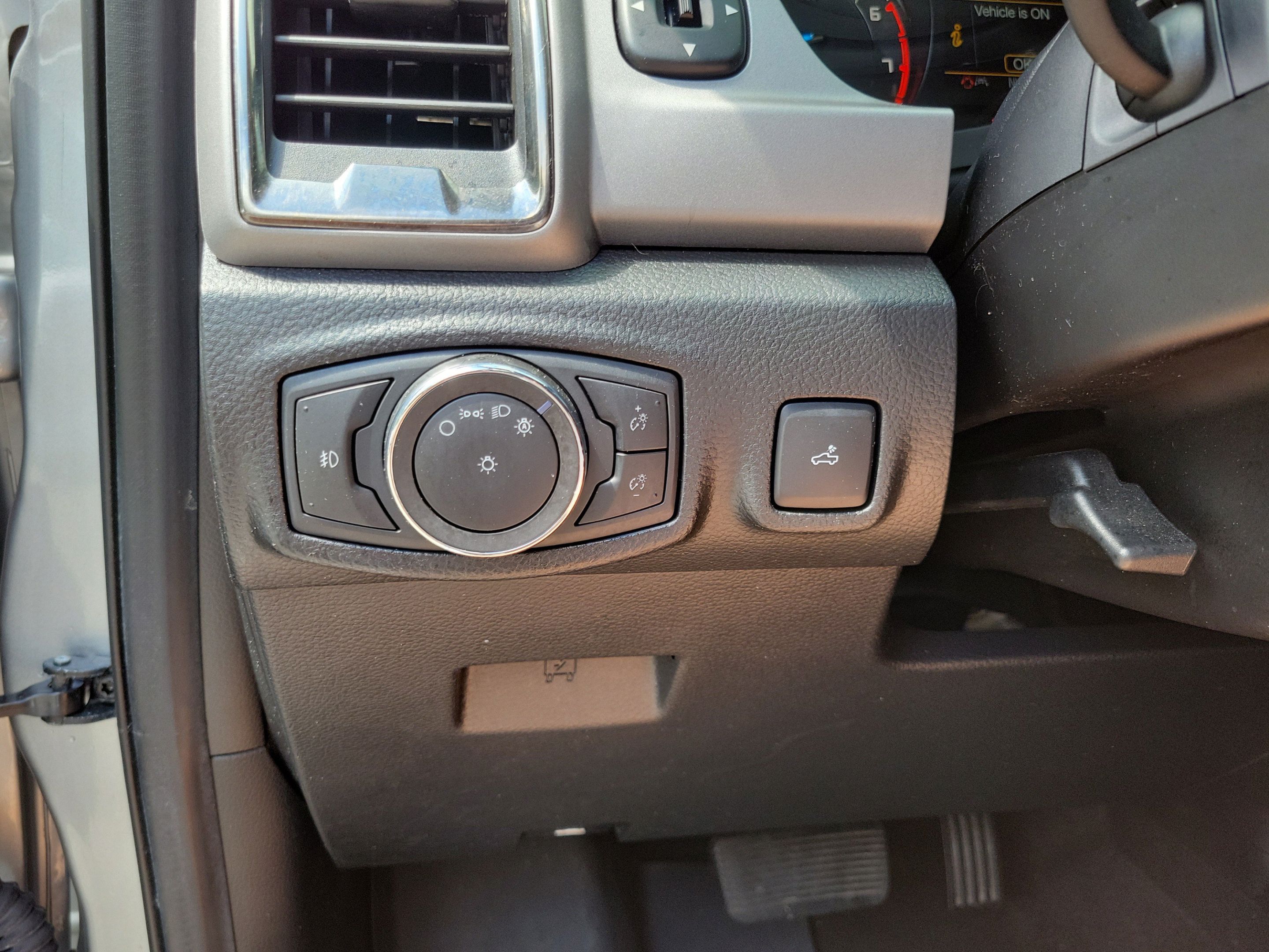Used 2023 Ford Ranger XLT w/ Equipment Group 302A High AWD/4WD image 19