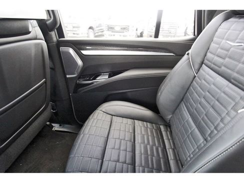 New 2026 Cadillac Escalade V AWD/4WD image 12