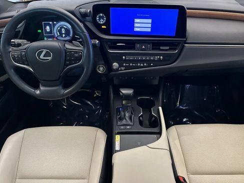 Certified 2025 Lexus ES 300h w/ Premium Package FWD image 13
