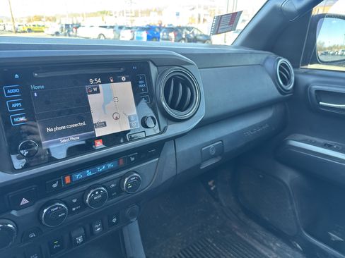 Used 2019 Toyota Tacoma TRD Pro image 22