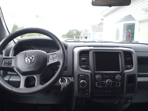 Used 2016 RAM 1500 Tradesman w/ Popular Equipment Group AWD/4WD image 29