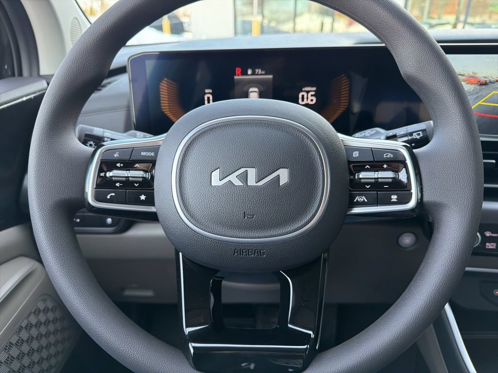 New 2026 Kia Carnival LX FWD image 34