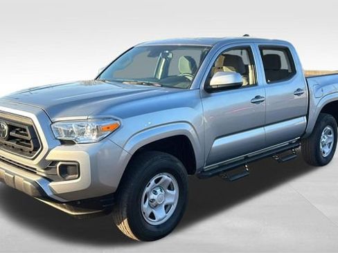 Used 2023 Toyota Tacoma SR image 2