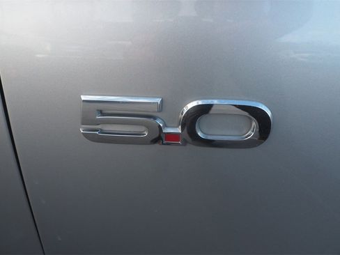 Used 2019 Ford Mustang GT Premium image 20