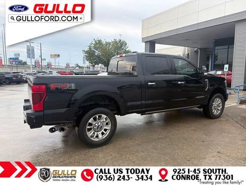 Used 2022 Ford F250 Limited w/ FX4 Off-Road Package AWD/4WD image 3