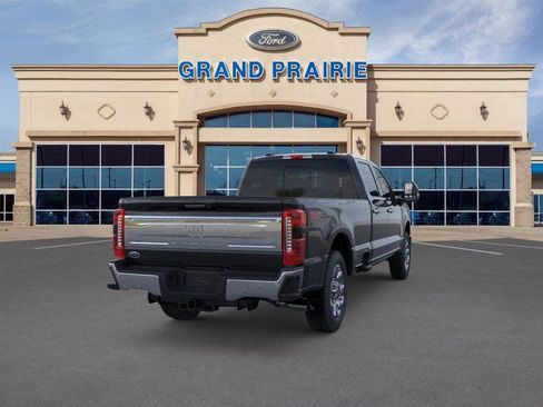 New 2025 Ford F350 King Ranch w/ Chrome Package image 32
