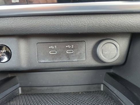 Certified 2025 Nissan Rogue SV image 6