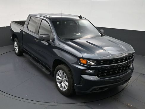 Used 2019 Chevrolet Silverado 1500 Custom w/ Custom Value Package RWD image 18