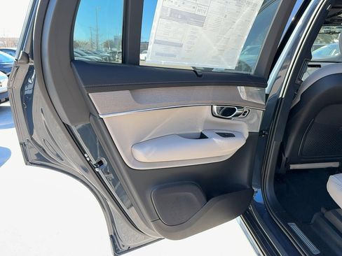 New 2026 Volvo XC90 T8 Ultra w/ Lounge Package image 14