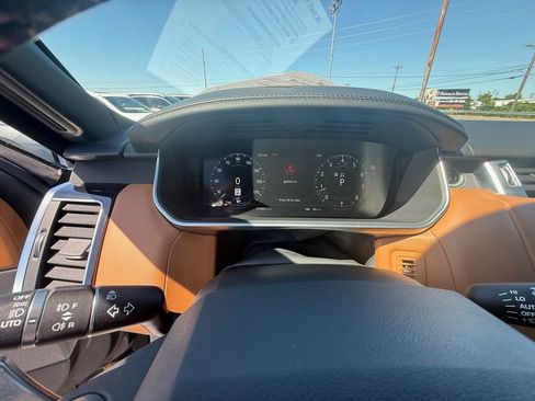 Used 2019 Land Rover Range Rover Sport Supercharged AWD/4WD image 17