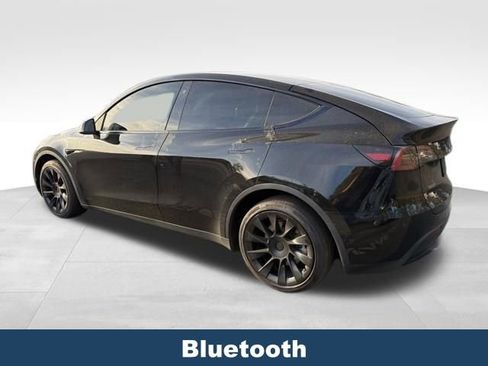 Used 2021 Tesla Model Y Long Range image 5