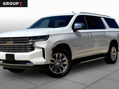 Used 2023 Chevrolet Suburban Premier image 1