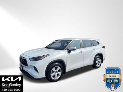 Used 2023 Toyota Highlander L