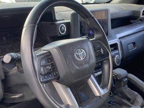 Used 2025 Toyota 4Runner SR5 image 6