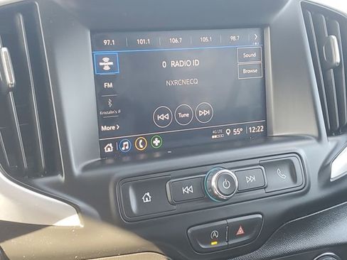 Used 2024 GMC Terrain SLE w/ Driver Convenience Package image 18