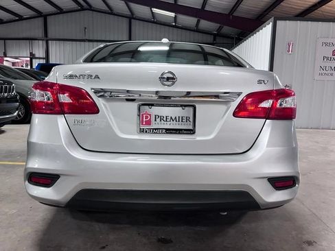 Used 2017 Nissan Sentra SV FWD image 4