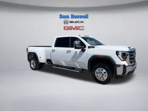 Certified 2024 GMC Sierra 3500 SLT w/ SLT Premium Package AWD/4WD image 3
