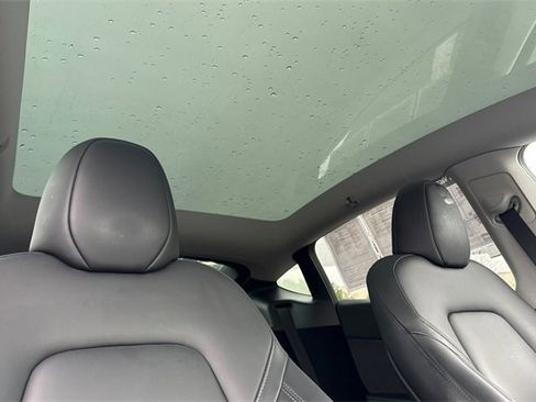 Used 2023 Tesla Model Y Long Range image 22