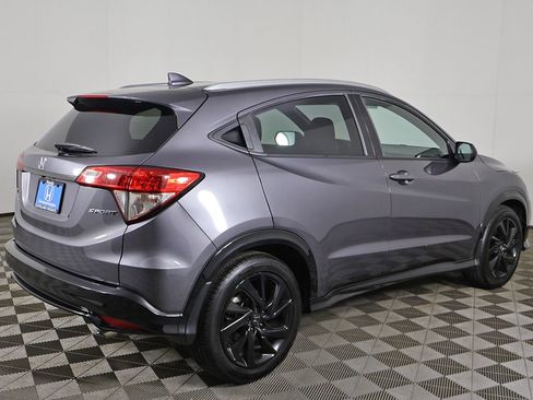 Used 2022 Honda HR-V Sport image 7