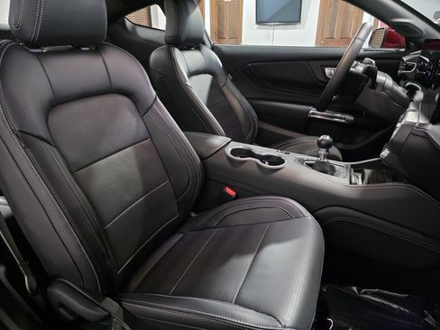 Used 2024 Ford Mustang GT Premium image 18
