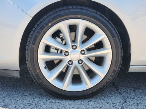 Used 2012 Buick Verano Convenience FWD image 8