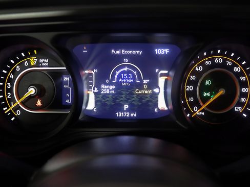 Used 2025 Jeep Gladiator Mojave w/ Safety Group AWD/4WD image 17
