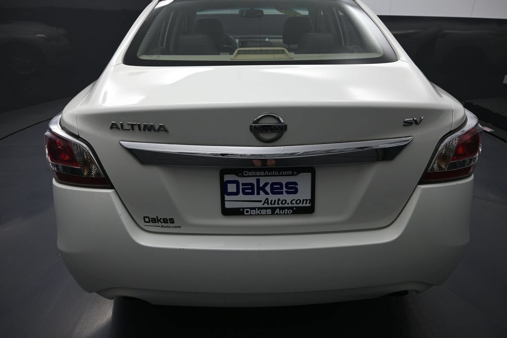 Used 2015 Nissan Altima 2.5 SV w/ Convenience Package FWD image 32