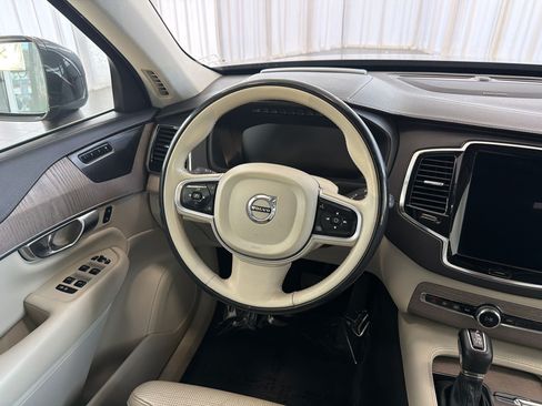 Used 2022 Volvo XC90 T6 Inscription w/ Advanced Package AWD/4WD image 27
