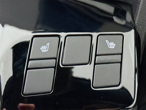 Used 2025 Kia Sportage X-Line w/ Premium Package image 12