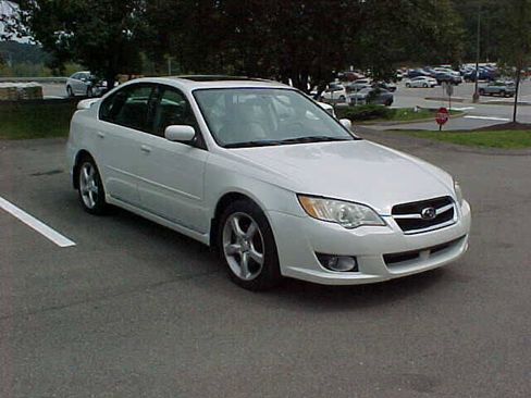 Used 2009 Subaru Legacy 2.5i Special Edition image 2