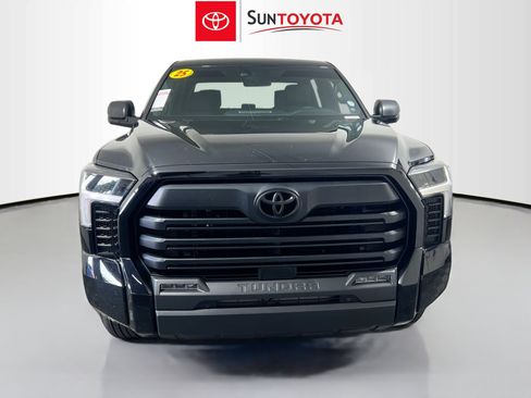 Used 2025 Toyota Tundra SR5 w/ SR5 Convenience Package AWD/4WD image 10