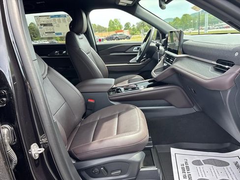 New 2026 Ford Explorer Platinum RWD image 13