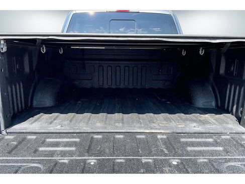 Used 2019 Ford F150 Lariat w/ Equipment Group 502A Luxury AWD/4WD image 7