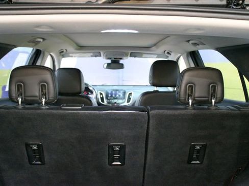 Used 2019 Chevrolet Equinox Premier FWD image 17