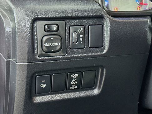 Used 2016 Toyota 4Runner SR5 Premium AWD/4WD image 12