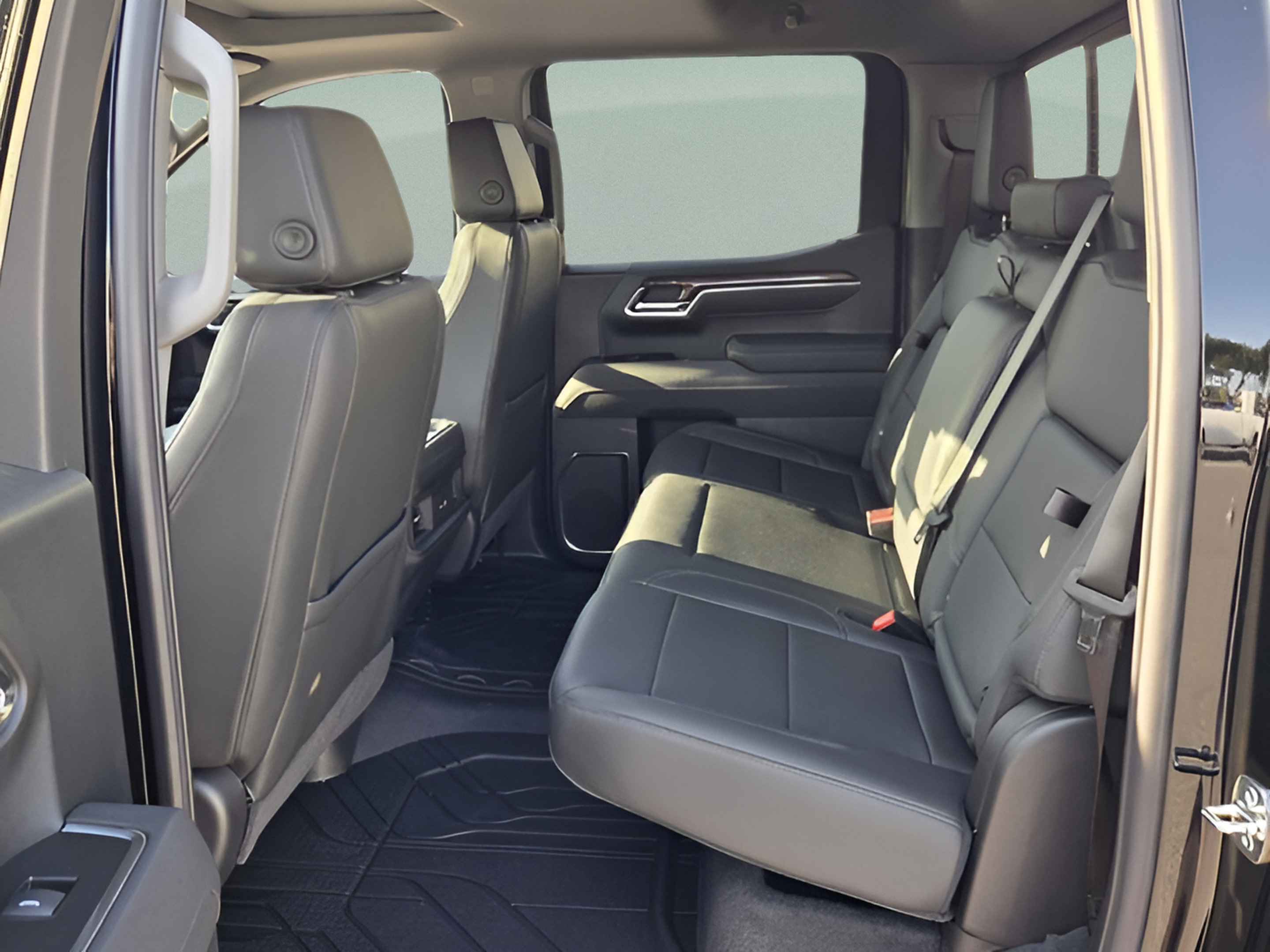 New 2026 Chevrolet Silverado 1500 RST w/ Convenience Package II AWD/4WD image 10
