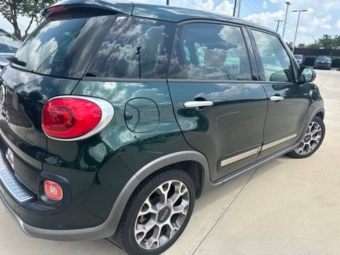 Used 2014 FIAT 500L Trekking w/ Popular Equipment Group FWD image 3