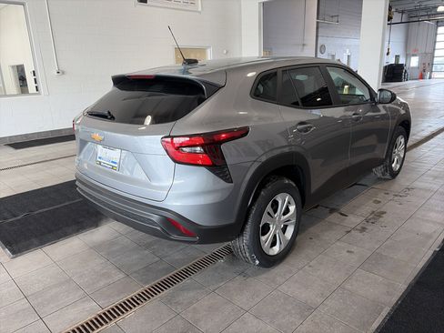 New 2026 Chevrolet Trax LS image 3