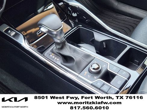 Used 2023 Kia Sorento SX AWD/4WD image 19