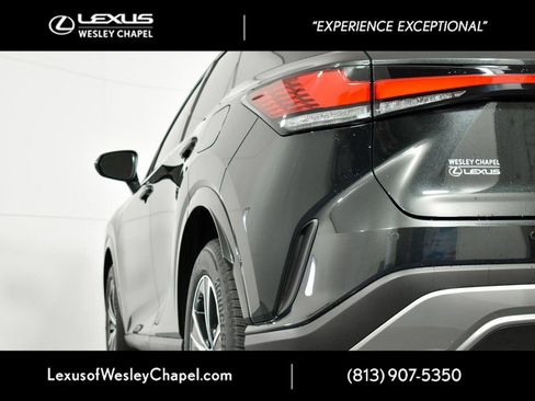 Used 2025 Lexus RX 350 Premium image 9