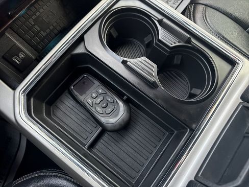 Used 2022 Ford F350 Lariat w/ Lariat Ultimate Package image 47