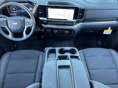 Used 2025 Chevrolet Silverado 1500 LT image 16
