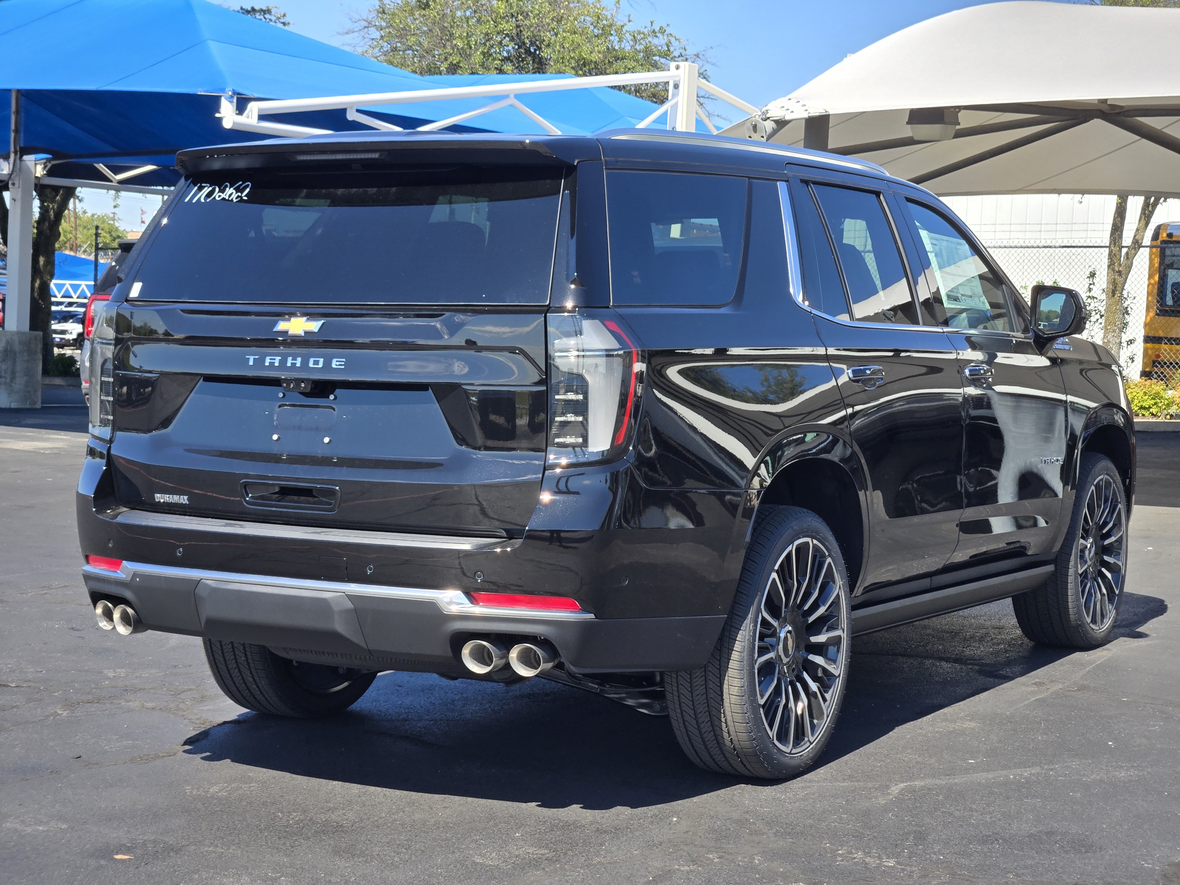 New 2027 Chevrolet Tahoe High Country AWD/4WD image 4