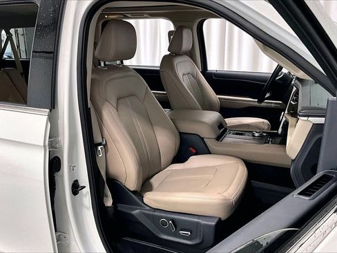 Used 2023 Ford Expedition Max Limited RWD image 16