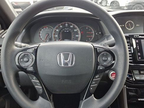 Used 2016 Honda Accord EX image 18