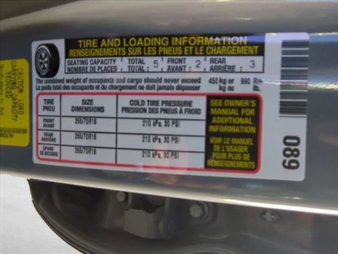 Used 2021 Toyota Tacoma TRD Off-Road image 16