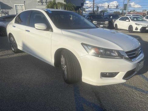 Used 2015 Honda Accord Sport image 4